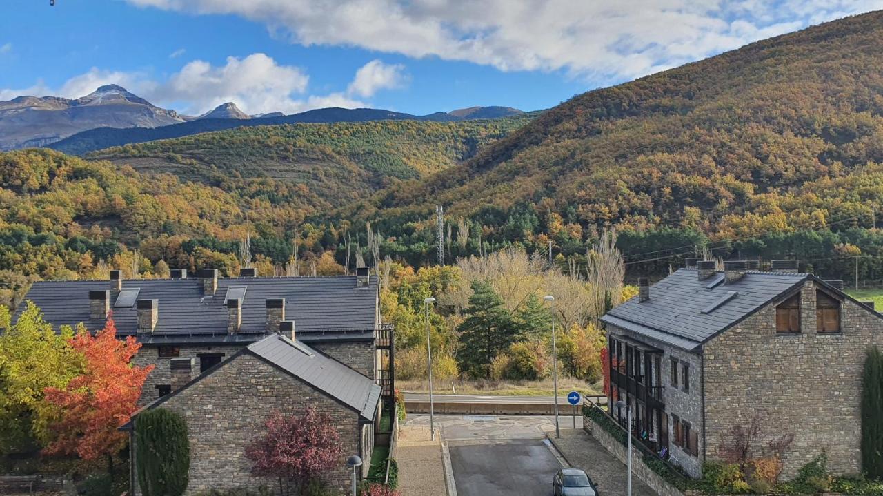 Fabuloso Apartamento Con Vistas A La Montana El Abedul Luga 23 Castiello De Jaca Exteriér fotografie